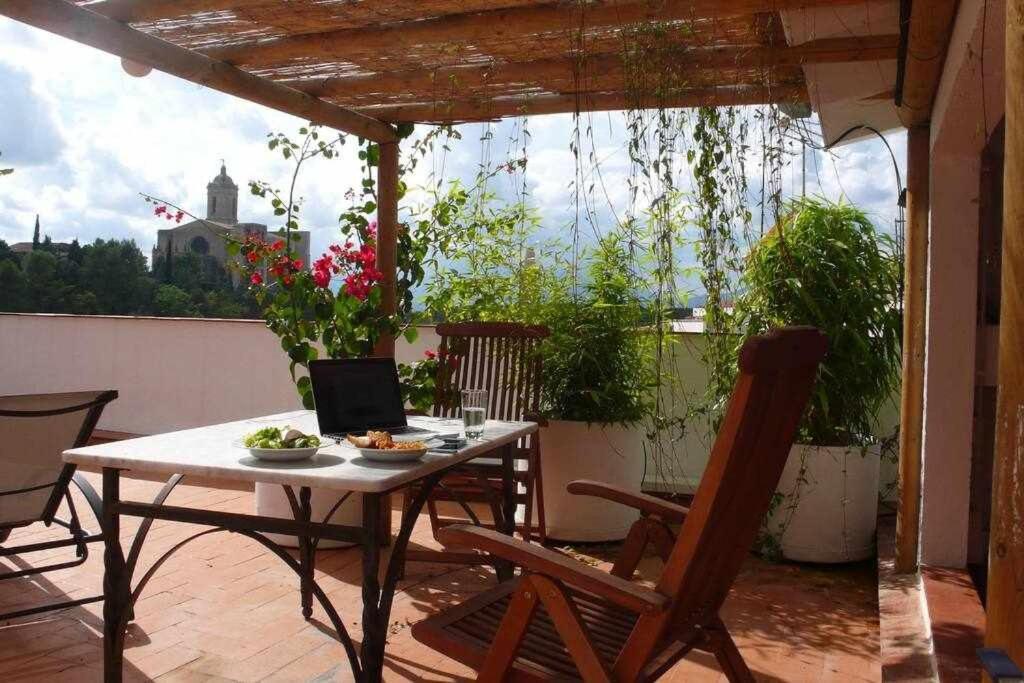 Apartamento Con Increibles Vistas Y Terraza Жерона Екстер'єр фото